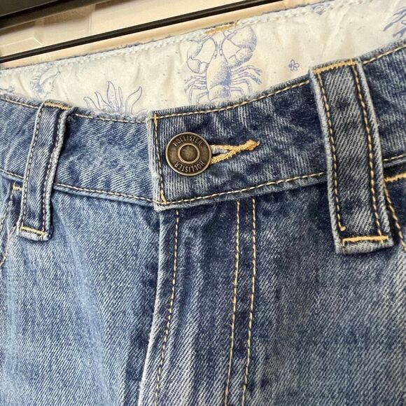 Hollister Low-Rise Super Baggy Jeans Size 28 / 6 - Picture 4 of 11